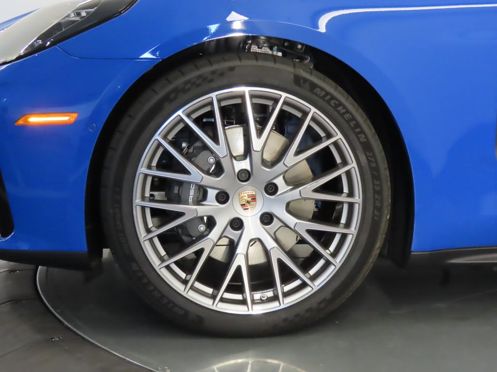 Thumbnail: 2025 Porsche Panamera - 11