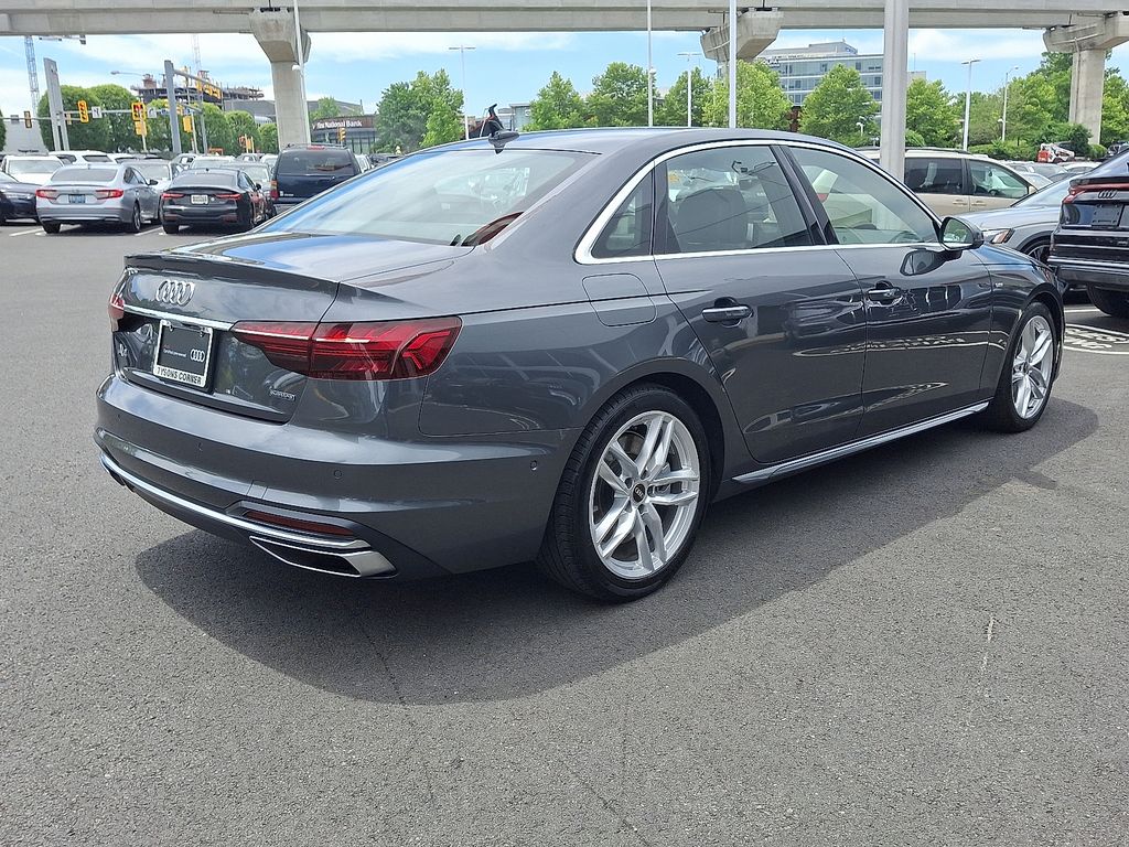 2023 Audi A4 Prestige 4