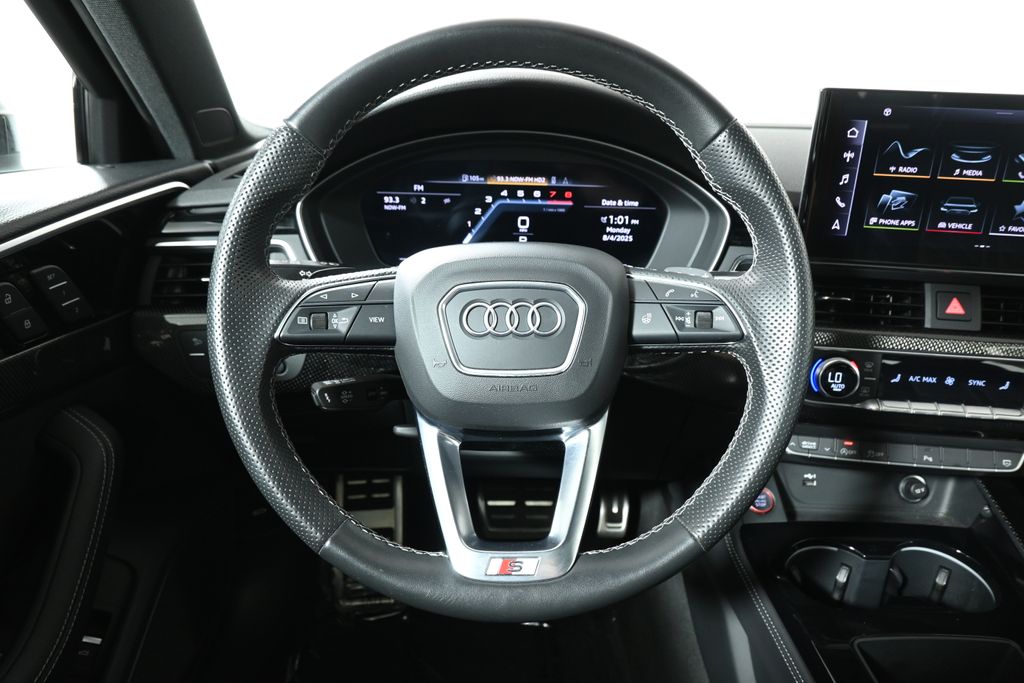Thumbnail: 2023 Audi S4 - 16