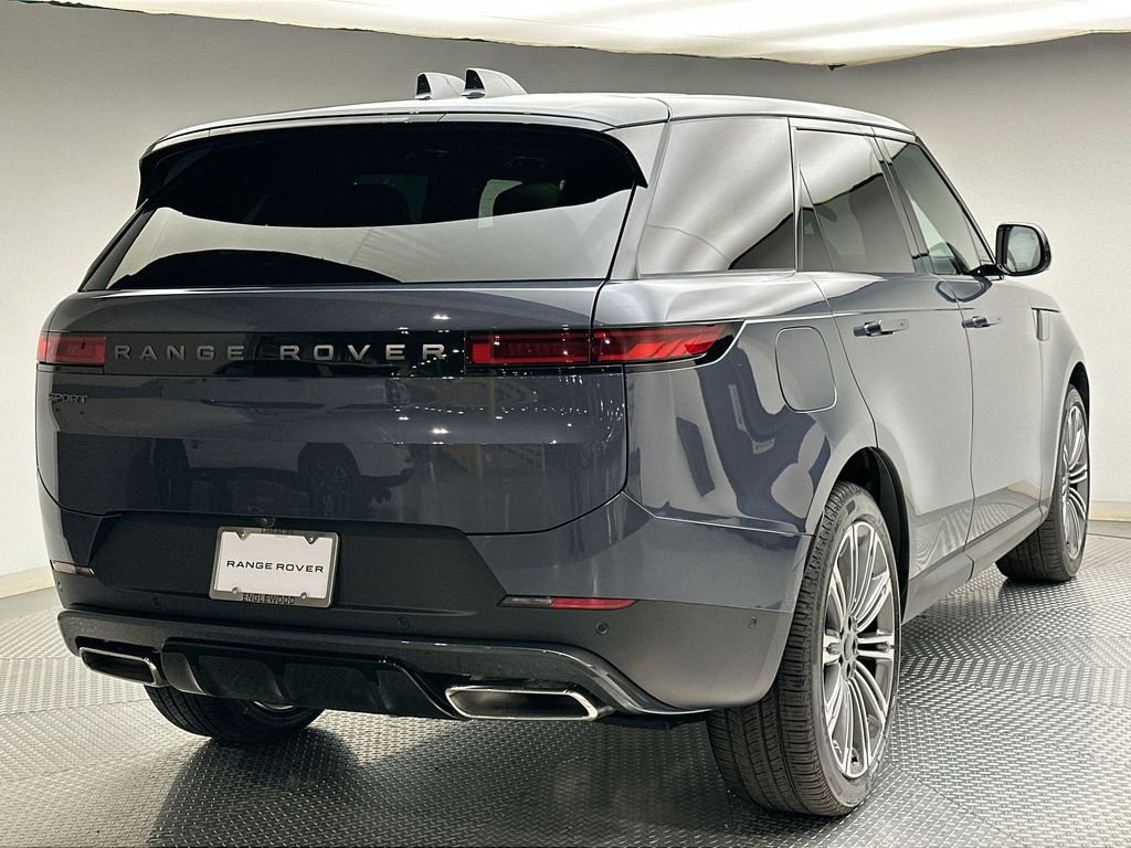 Thumbnail: 2027 Land Rover Range Rover Sport - 3