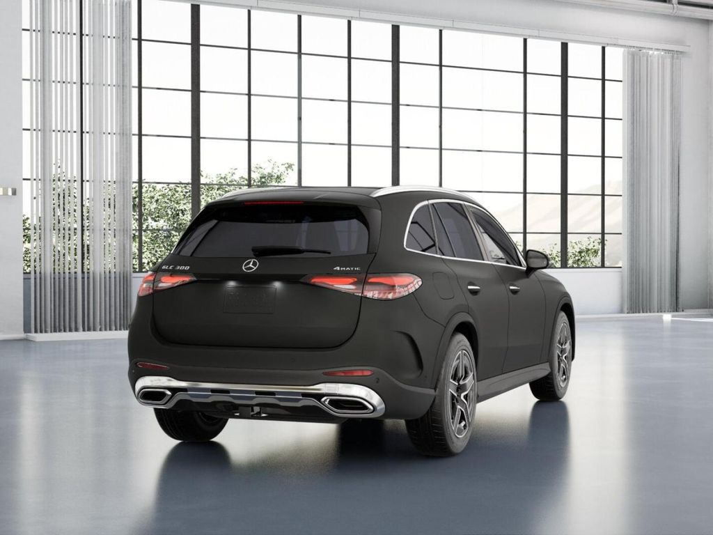 Thumbnail: 2026 Mercedes-Benz GLC - 23
