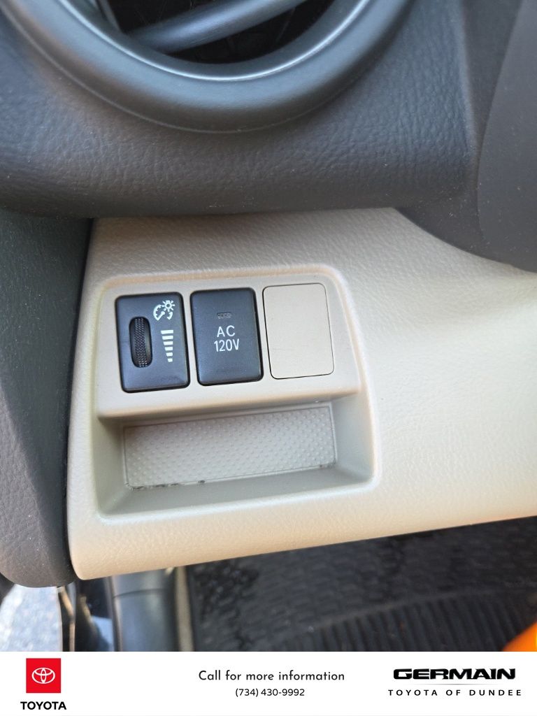 2010 Toyota RAV4 Limited photo 23