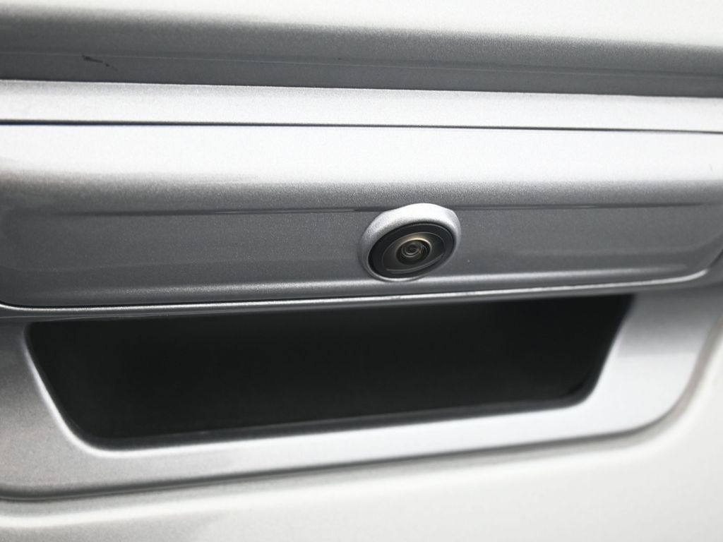 Used 2024 Billet Silver Metallic Clearcoat Ram Limited image 34