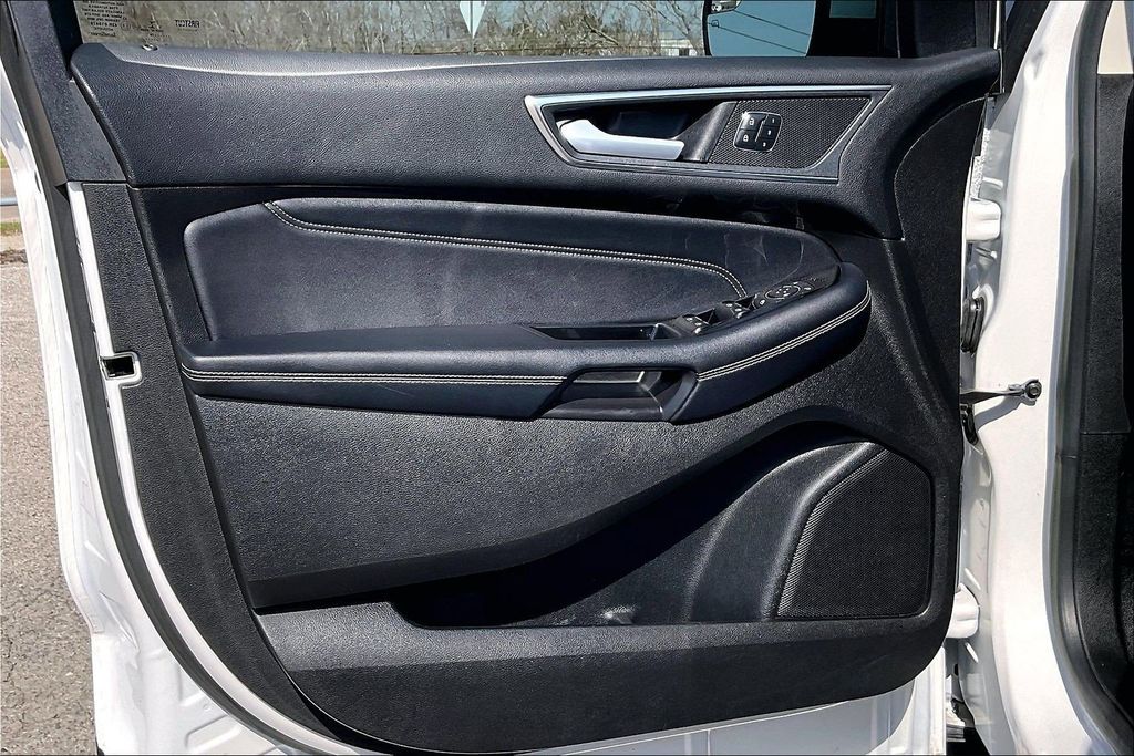 Used 2018 Ford Edge Titanium 4D Sport Utility