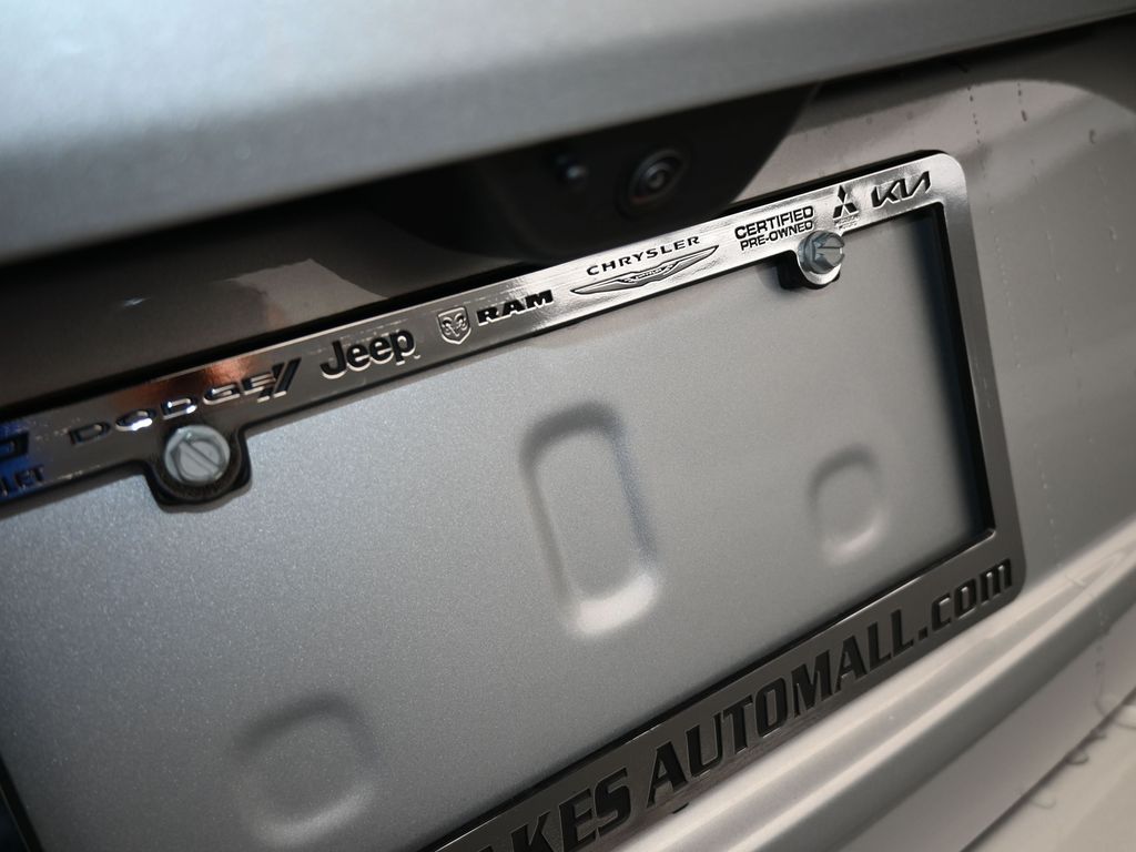 New 2025 Silver Zynith Jeep Summit image 44