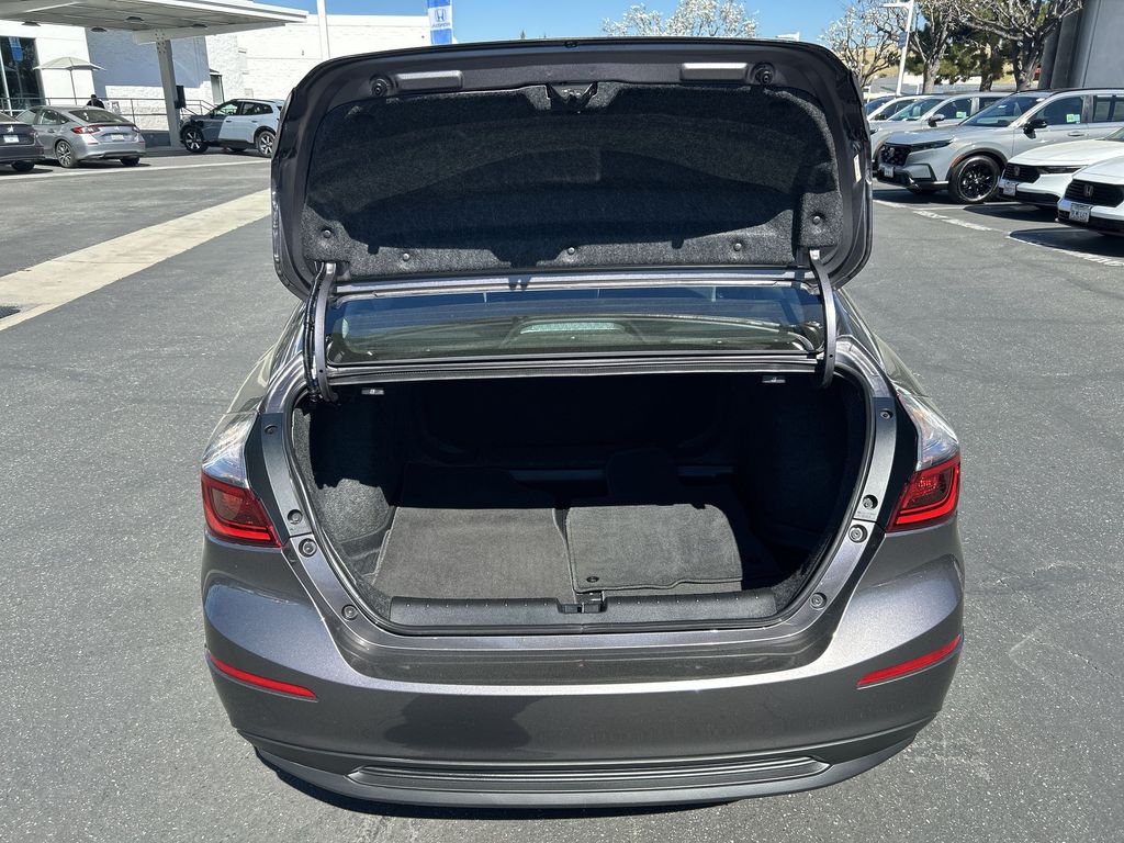 Thumbnail: 2021 Honda Insight - 24