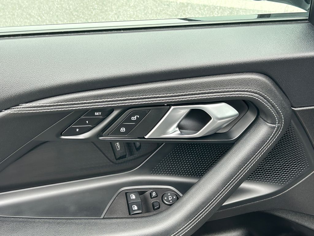 Thumbnail: 2024 BMW 2 Series - 12