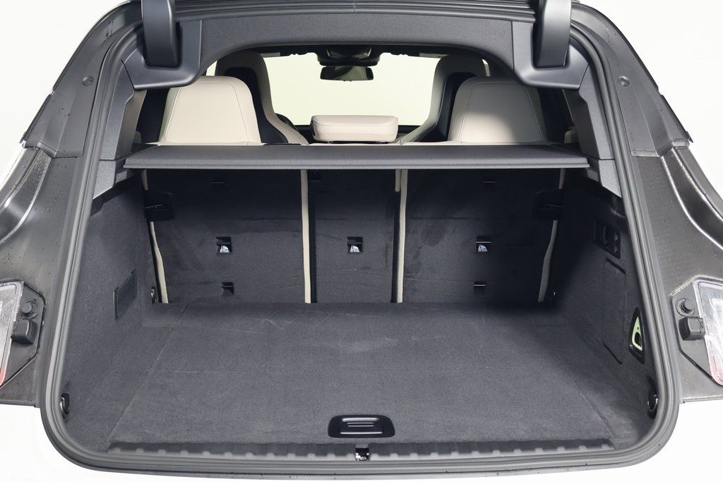 Thumbnail: 2026 BMW iX - 8