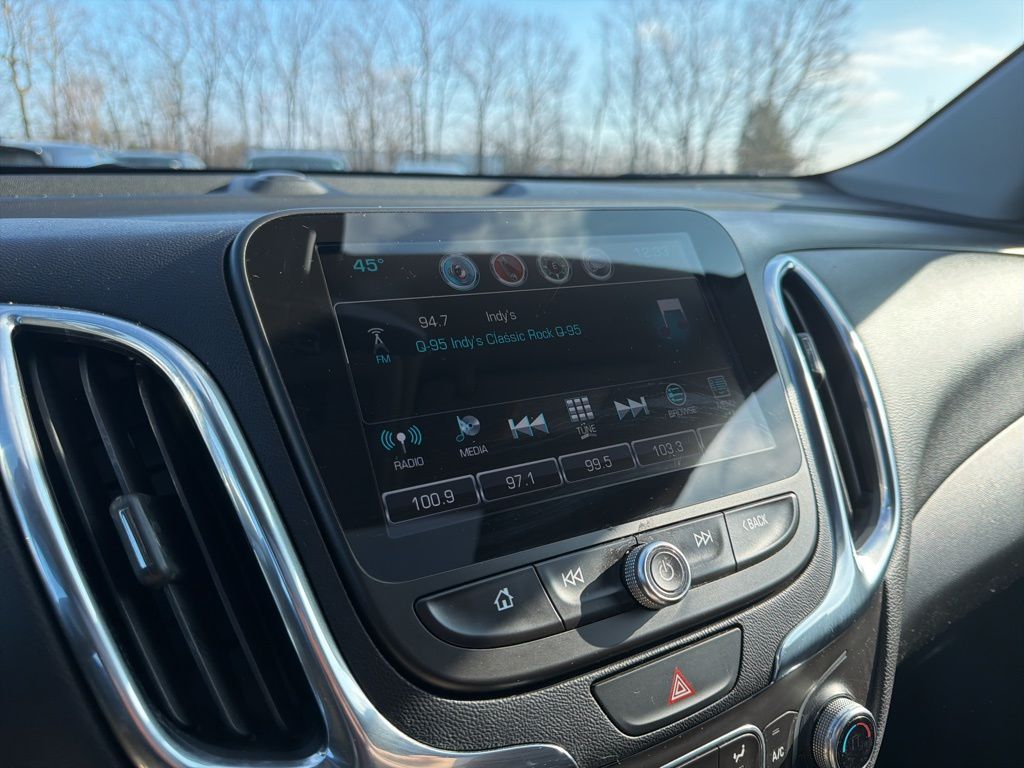 Thumbnail: 2018 Chevrolet Equinox - 30