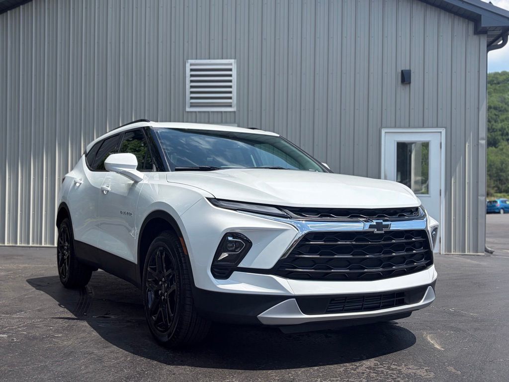 Summit White 2026 Chevrolet Blazer SUV / Crossover 9-Speed Automatic Overdrive