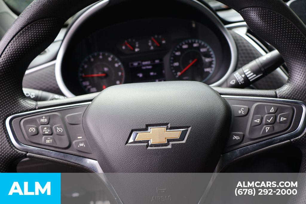 Used 2025 Black Chevrolet LT image 29
