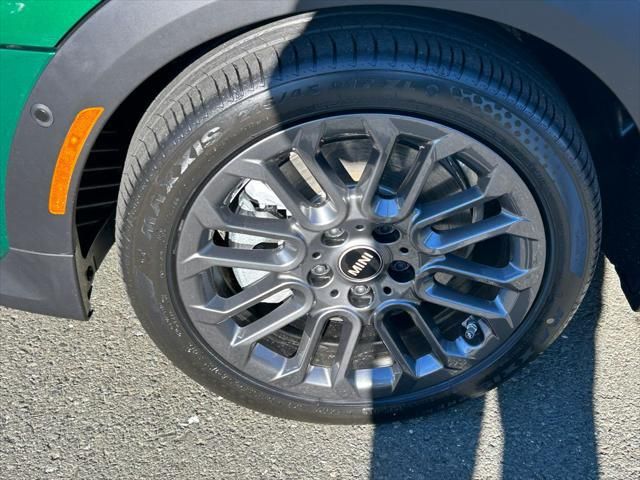 Thumbnail: 2026 MINI Cooper - 9