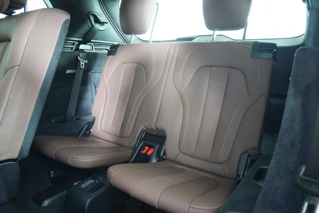Thumbnail: 2021 BMW X5 - 17