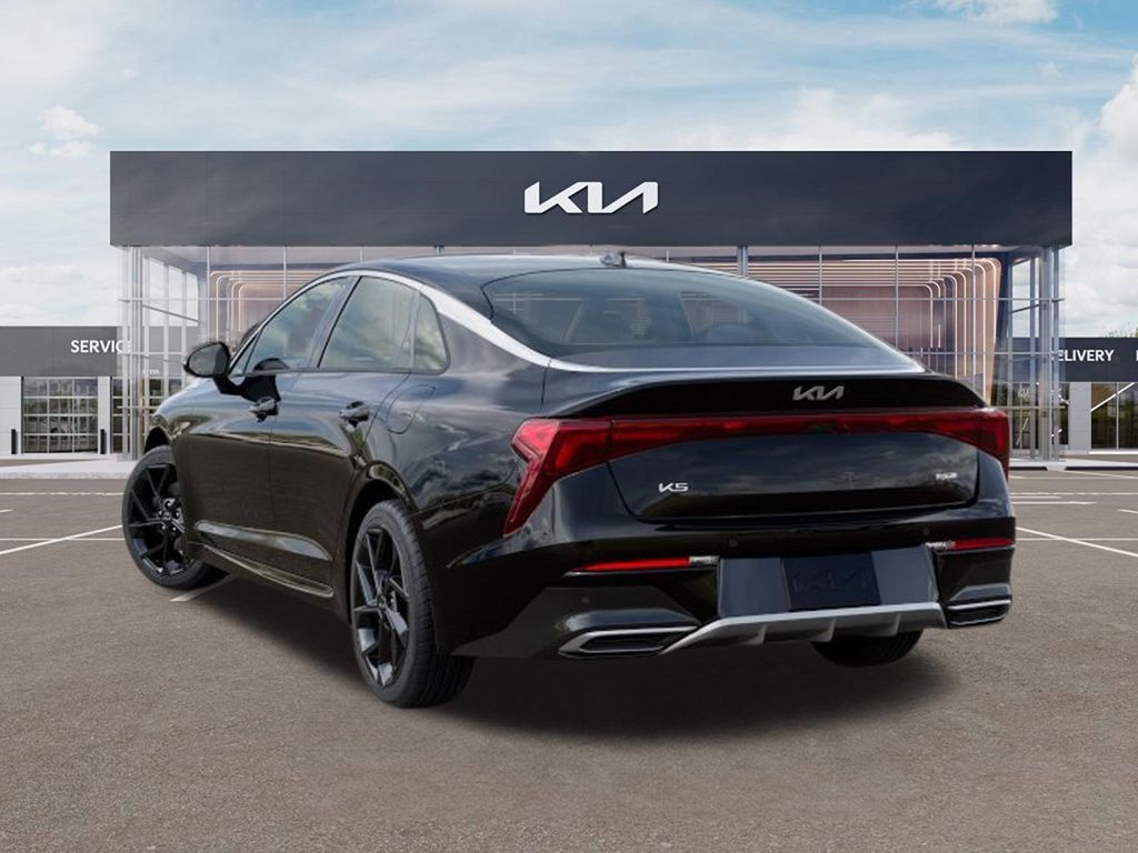 New 2026 Aurora Black Pearl Kia GT-Line image 4