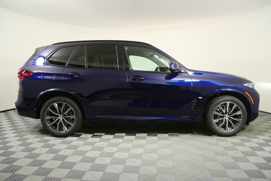 Thumbnail: 2026 BMW X5 - 2
