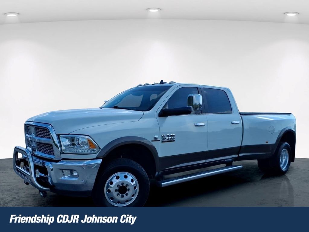 Pearl White 2018 RAM 3500 Pickup Truck Four-Wheel Drive 6-Speed Automatic