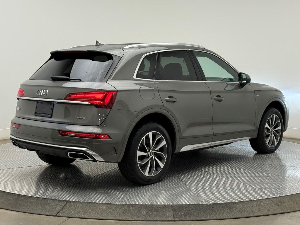 Thumbnail: 2023 Audi Q5 - 14