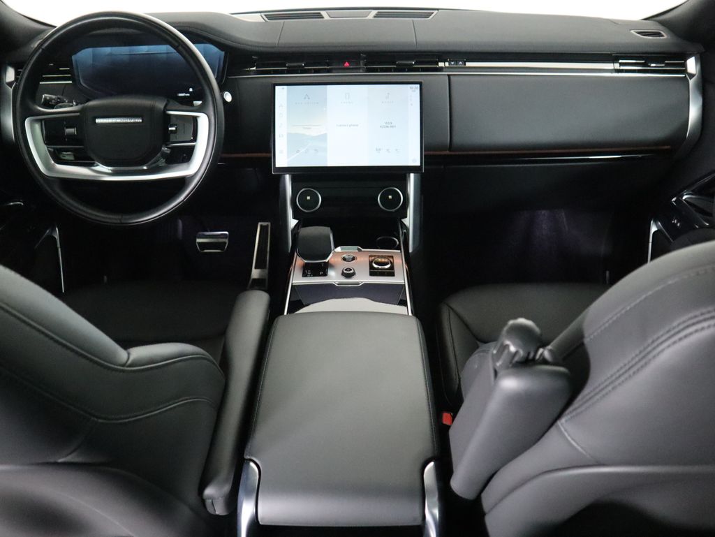 Thumbnail: 2023 Land Rover Range Rover - 13