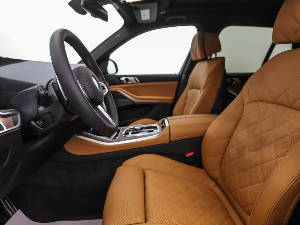 Thumbnail: 2026 BMW X5 - 10