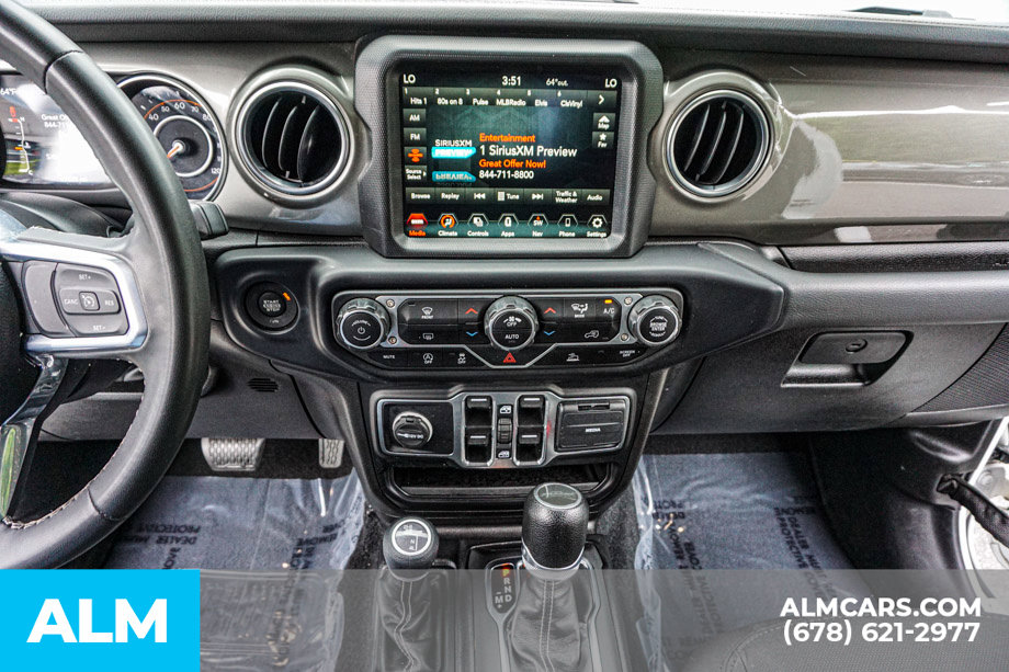Used 2023 White Jeep Overland image 39