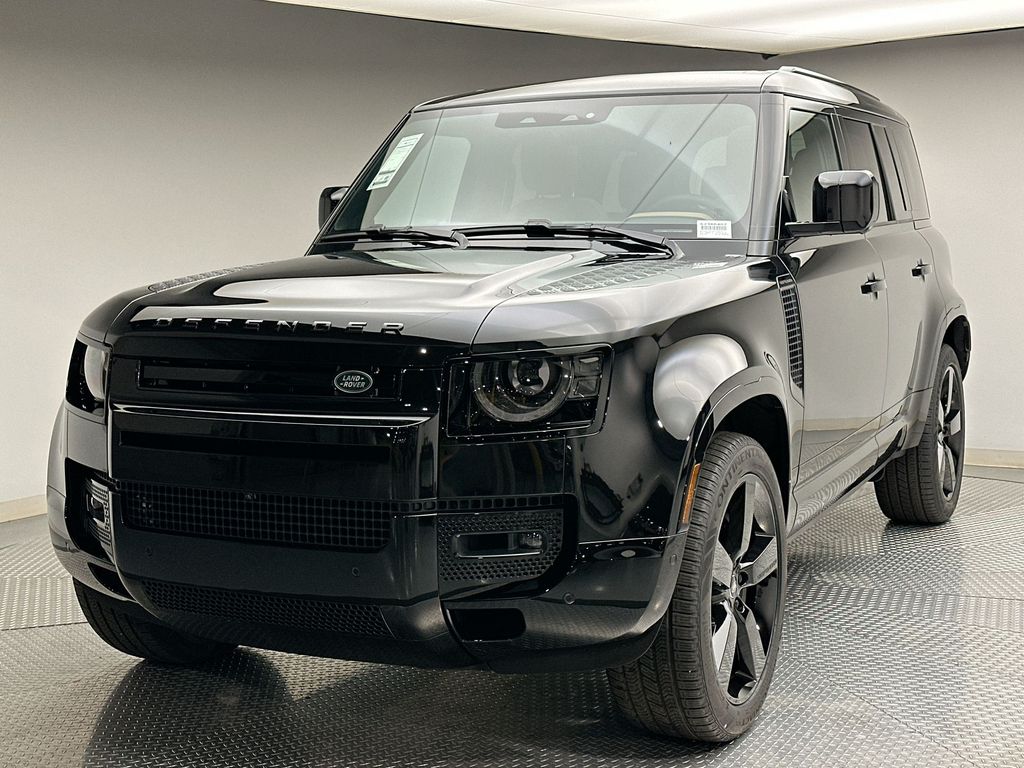 2025 Land Rover Defender 110 -
                Englewood, NJ