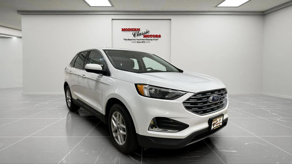  2022 Ford Edge SEL AWD   