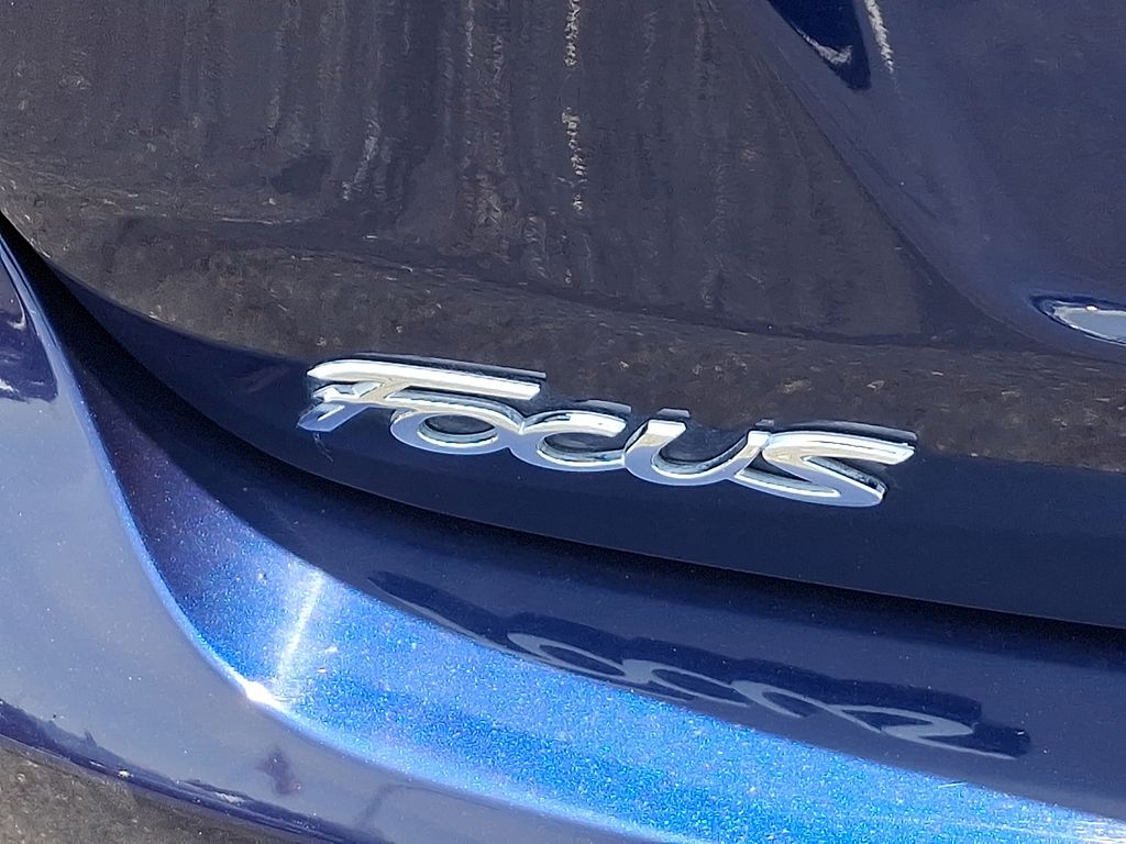 Thumbnail: 2017 Ford Focus - 30