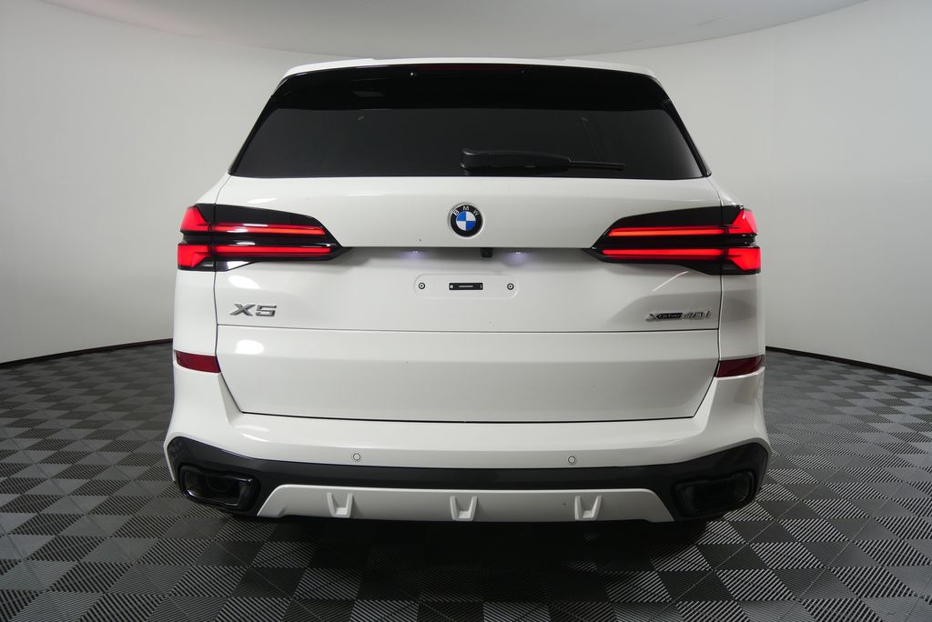 Thumbnail: 2026 BMW X5 - 8
