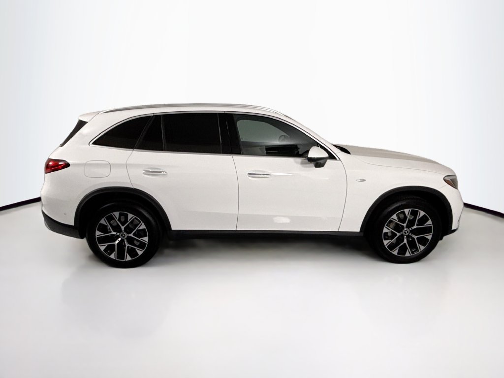 Thumbnail: 2025 Mercedes-Benz GLC - 4