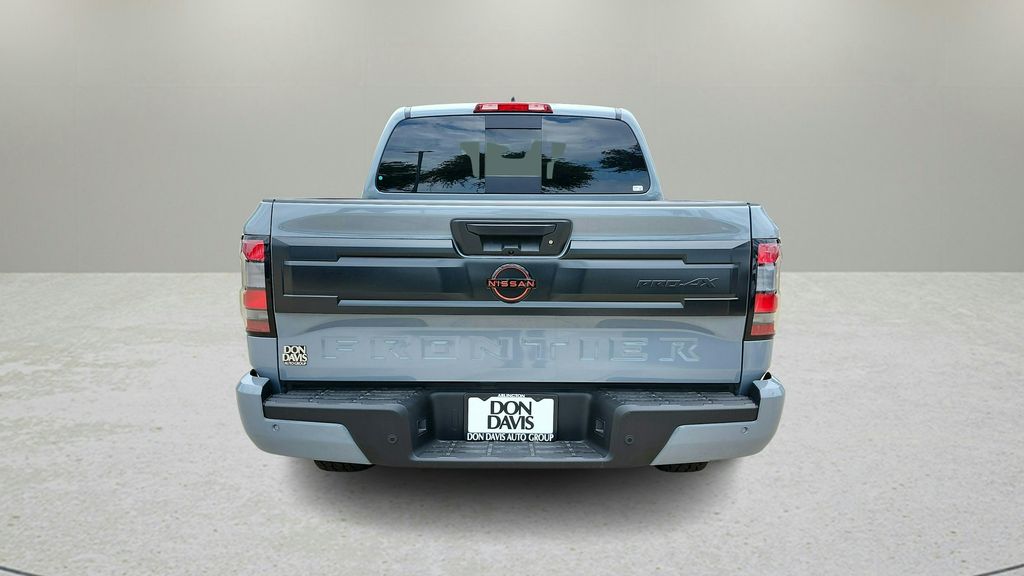2025 Nissan Frontier