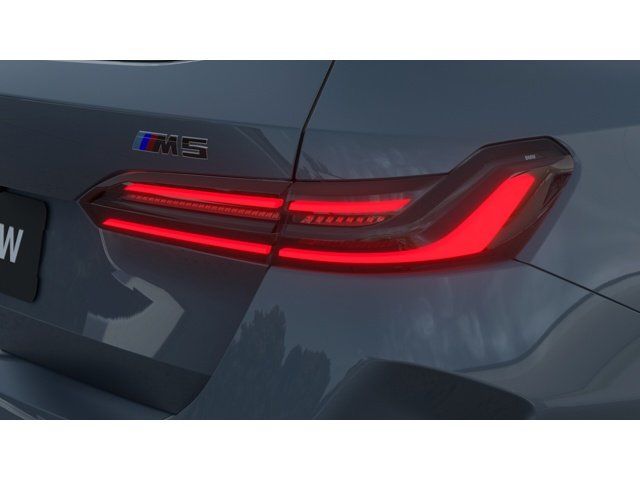 Thumbnail: 2026 BMW M5 - 8