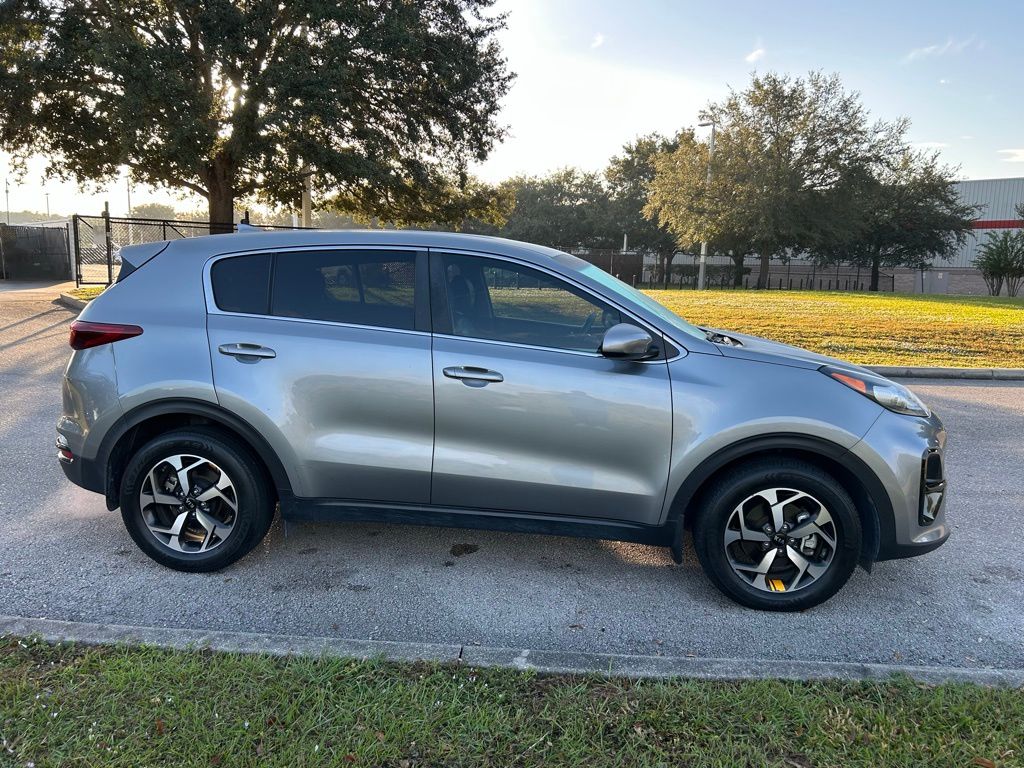Thumbnail: 2021 Kia Sportage - 6