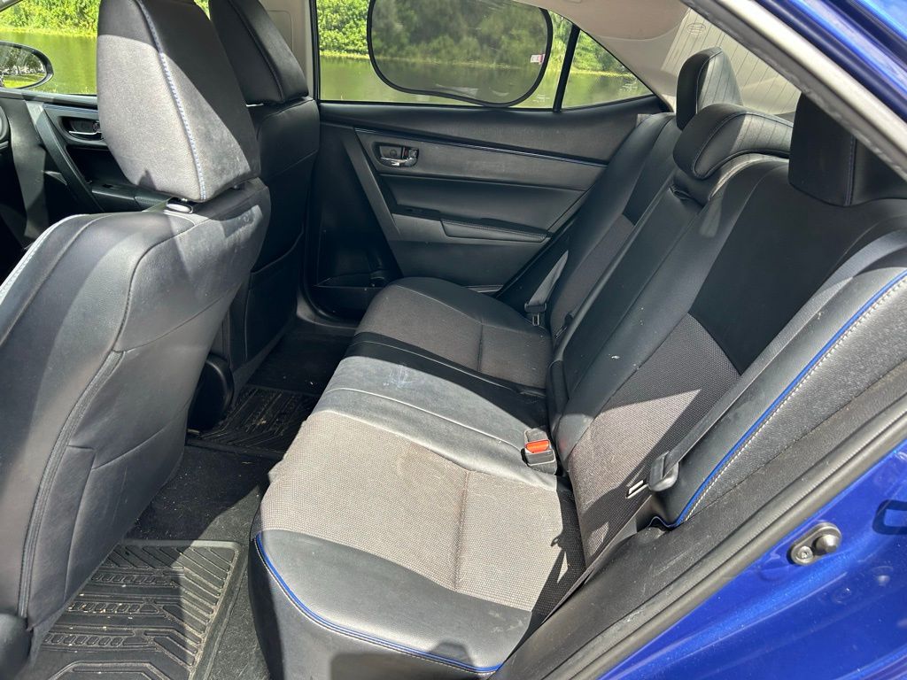 Thumbnail: 2018 Toyota Corolla - 12