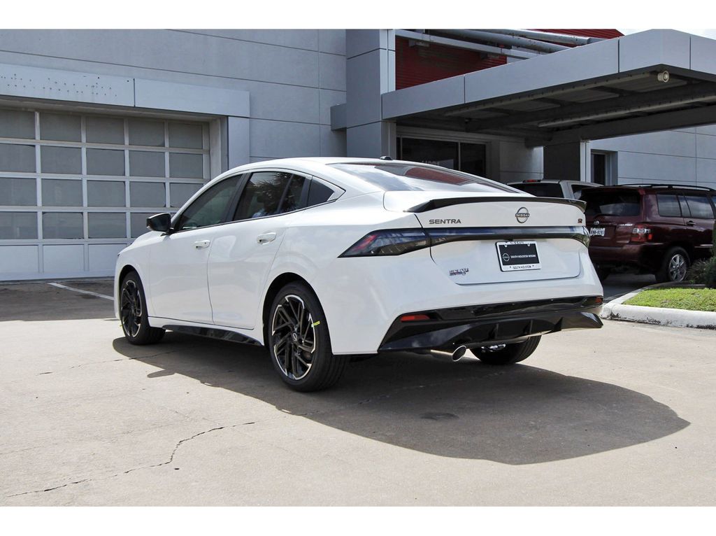 2026 Nissan Sentra SR - 2