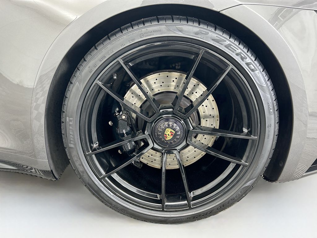 Thumbnail: 2023 Porsche 911 - 29