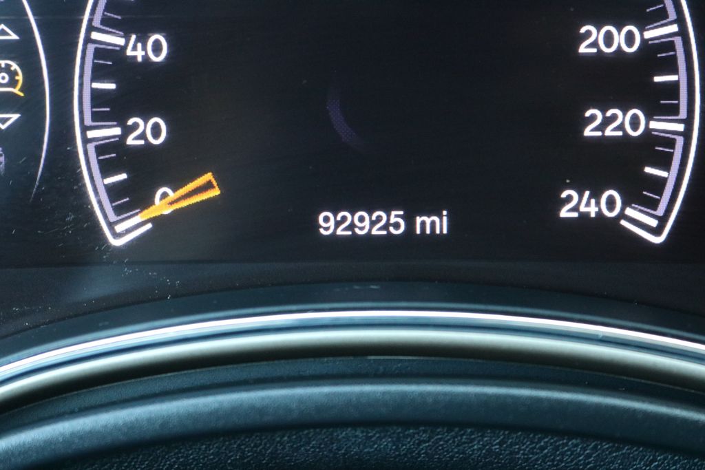 Used Car 2016 Jeep Grand Cherokee  75th Anniversary Edition For Sale Under $12,000 In Austin, Texas