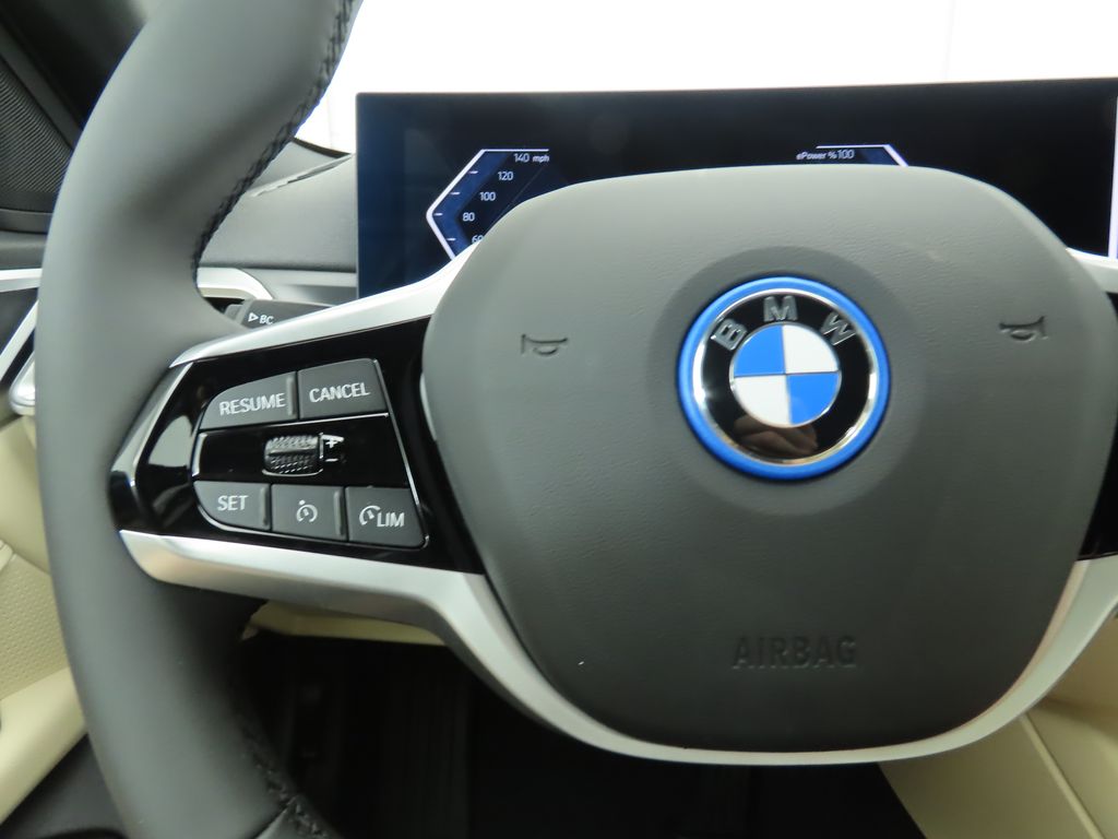 2025 BMW i4 eDrive40 11