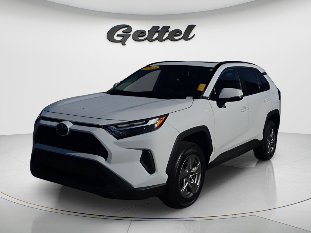 2023 Toyota RAV4 XLE