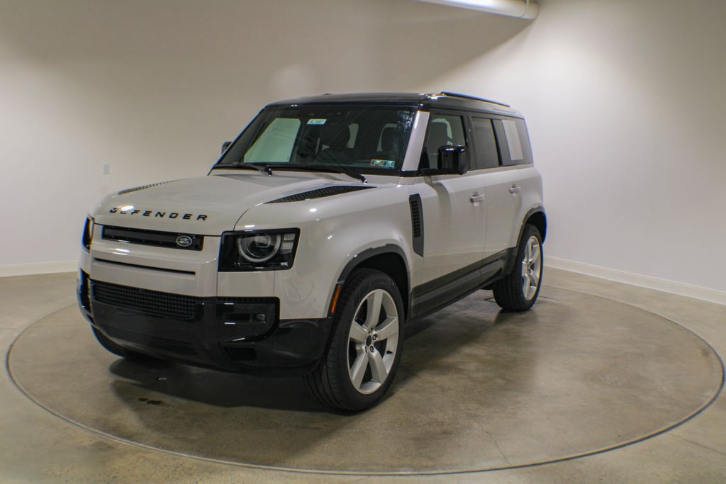 Borasco Gray Metallic 2026 Land Rover Defender SUV / Crossover All-Wheel Drive 8-Speed Automatic