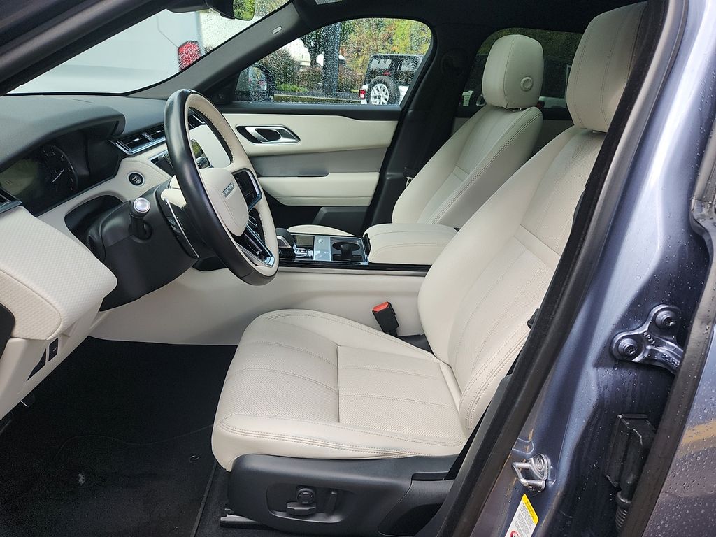 Thumbnail: 2022 Land Rover Range Rover Velar - 13