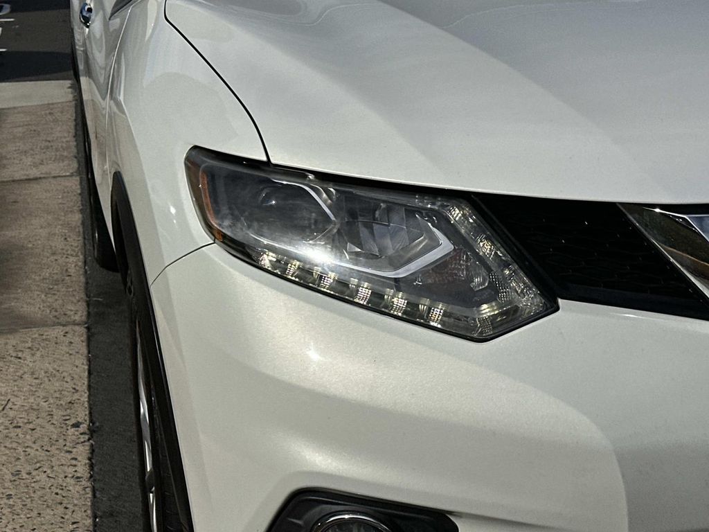 Thumbnail: 2014 Nissan Rogue - 4