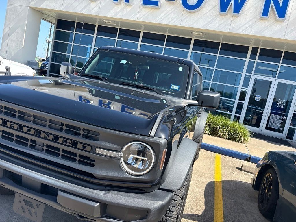 2022 Ford Bronco Base Black at Cook Ford
