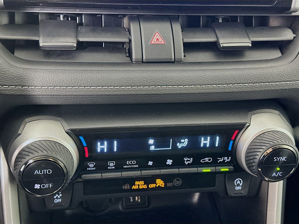 Thumbnail: 2024 Toyota RAV4 - 16