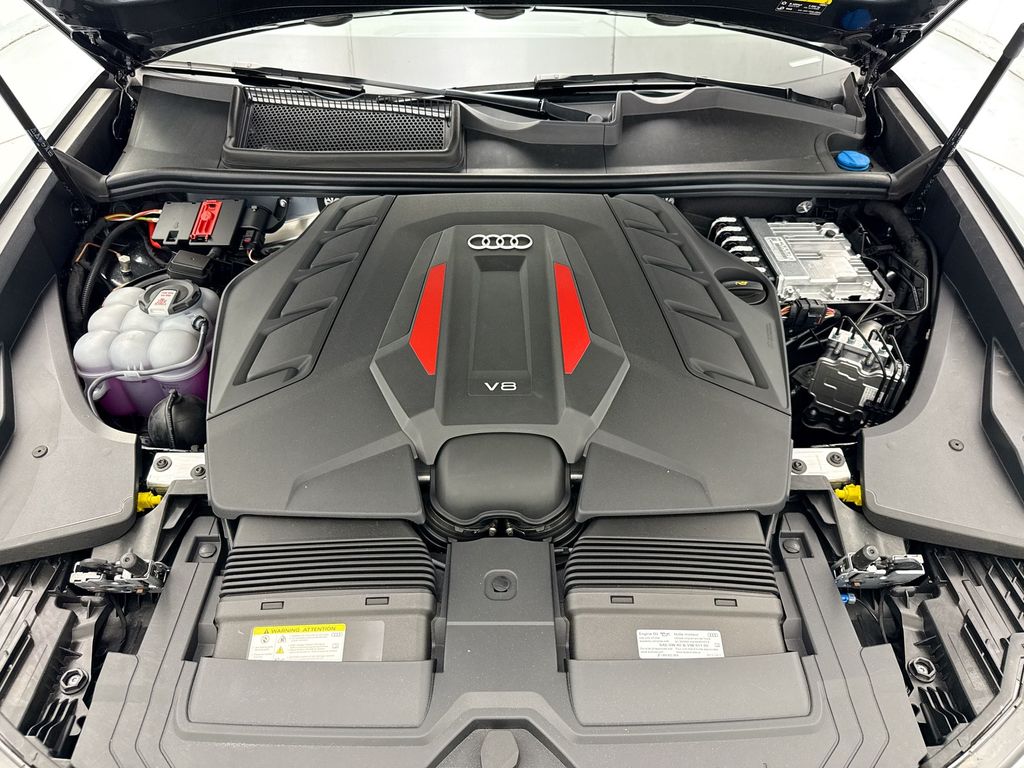 Thumbnail: 2026 Audi SQ8 - 28