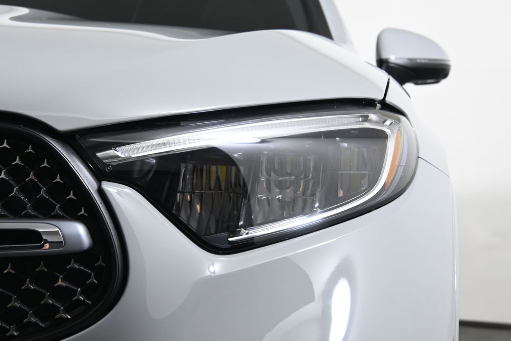 Thumbnail: 2026 Mercedes-Benz GLC - 10