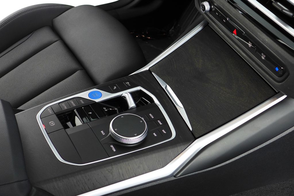 Thumbnail: 2024 BMW i4 - 15