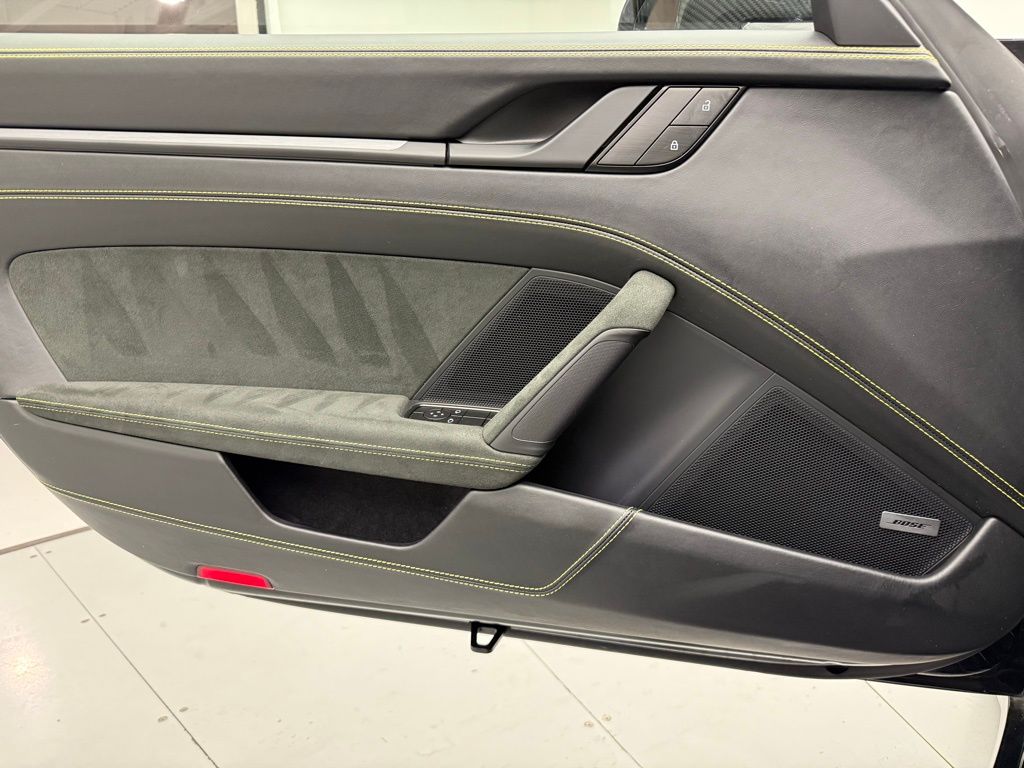 Thumbnail: 2024 Porsche 911 - 21