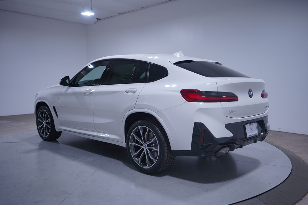 Thumbnail: 2025 BMW X4 - 3