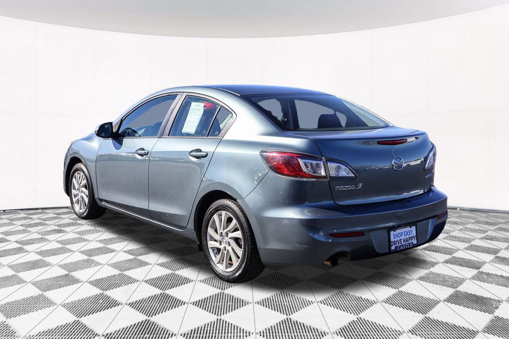 2012 Mazda Mazda3 i Touring 11