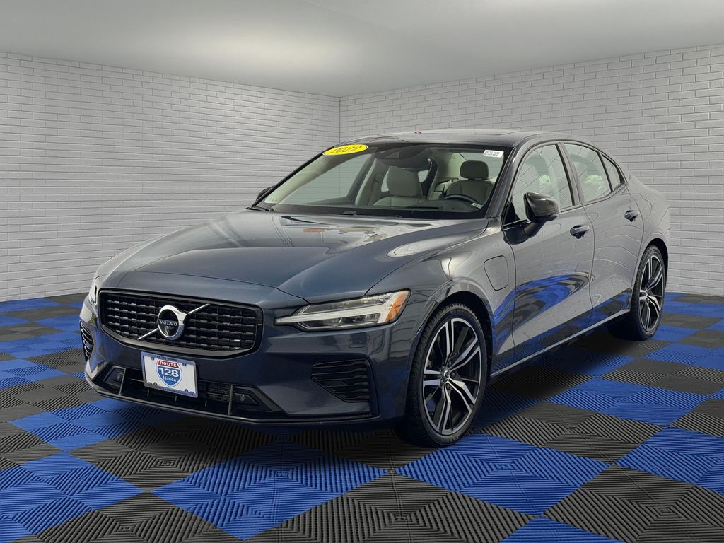 Denim Blue Metallic 2022 Volvo S60 Sedan All-Wheel Drive Automatic